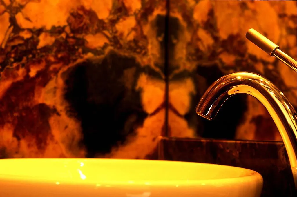 פריז Boutique Hotel De La Place Des Vosges