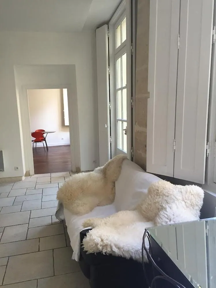 פריז Boutique Hotel De La Place Des Vosges 3*,