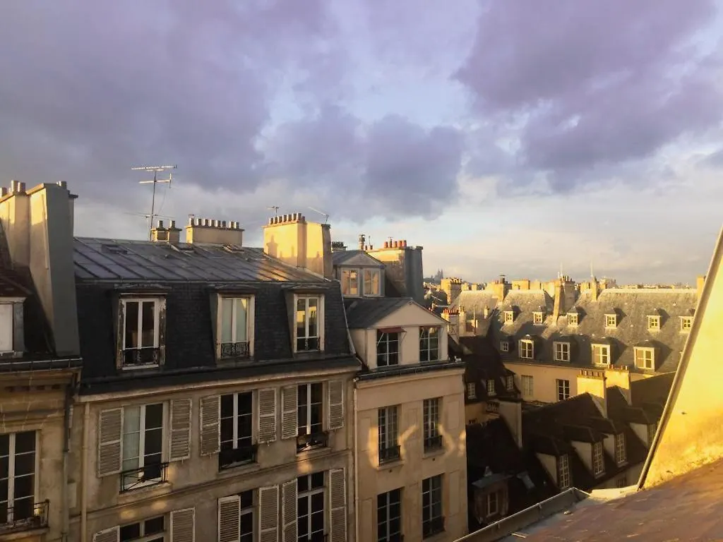 פריז Boutique Hotel De La Place Des Vosges
